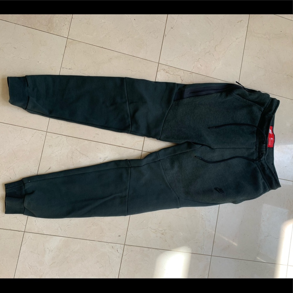 Nike joggers
